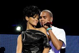 “Рианна” экс найз залуутайгаа хамтран шинэ дуу гаргажээ